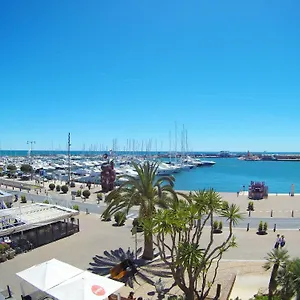 La Torre Oceanside Apartment
