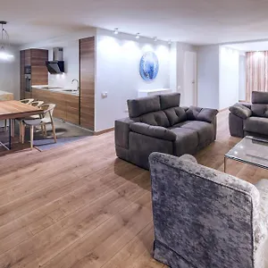 Monica Mar Apartment