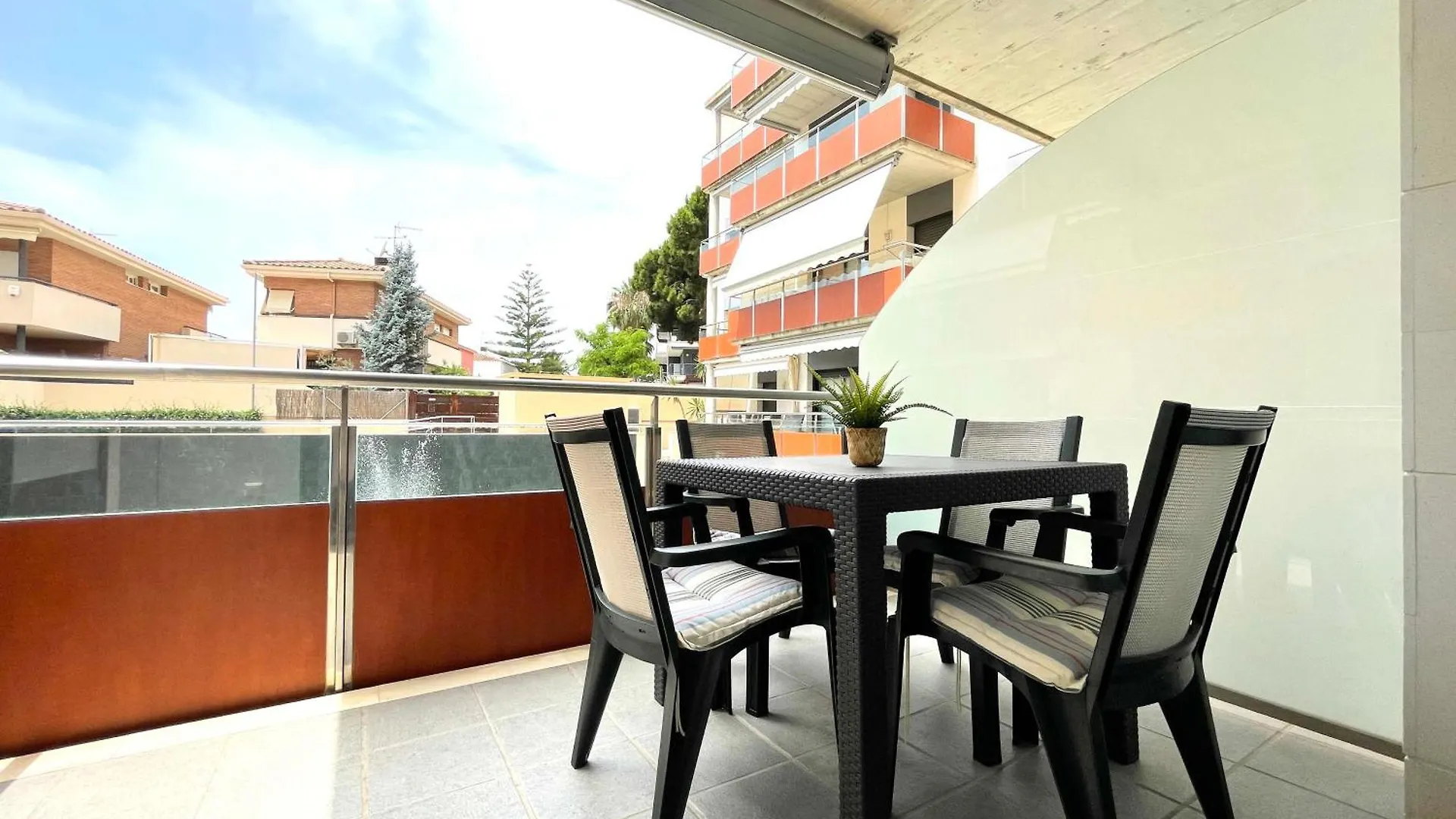 Apartment Luxurycambrils Resort&Spa
